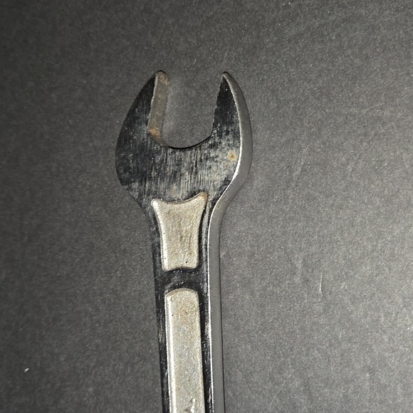 EARLY VINTAGE NEW BRITAIN NDF-68 1" COMBINATION WRENCH - Picture 8 of 11